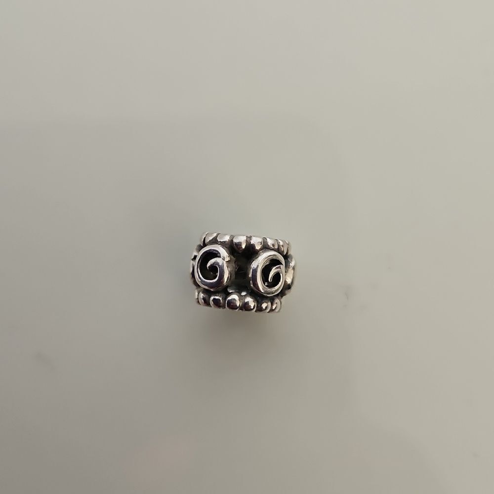 Chamilia Open Work Silver Charm - Picture 16 of 16